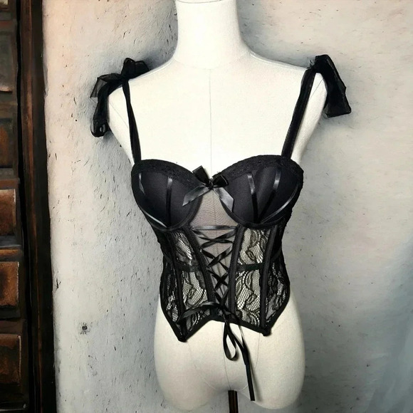 Other - NEW black lace and tulle corset  M